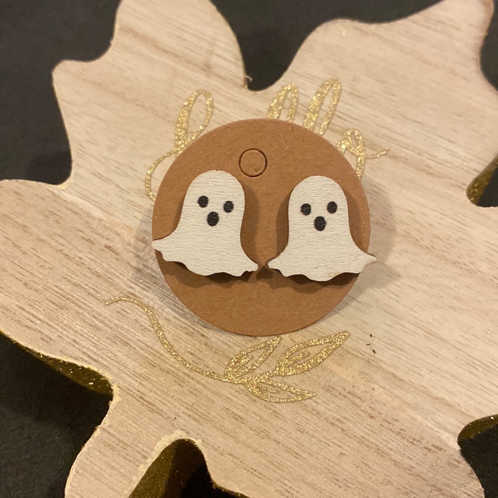 Wood Ghost Studs